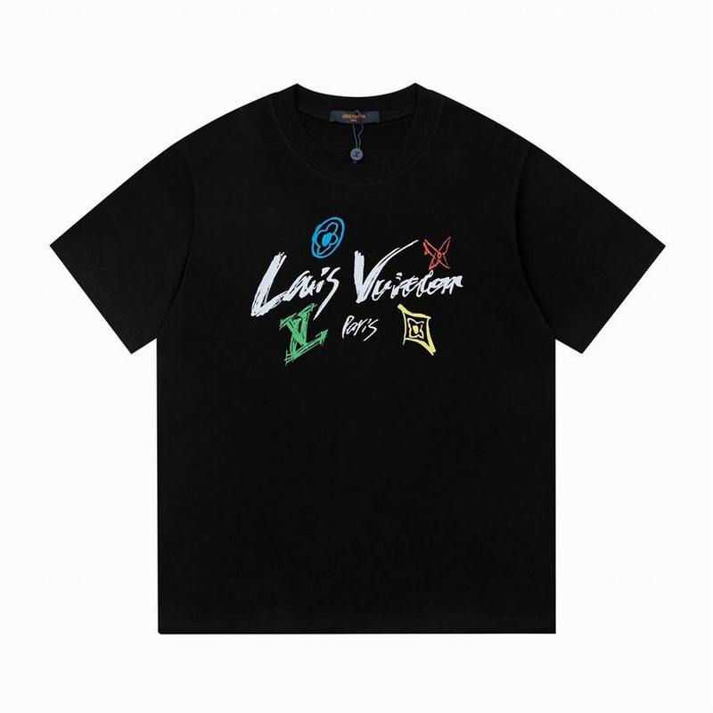 Louis Vuitton Men's T-shirts 22